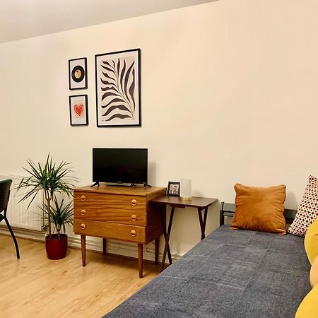 London Apartment Finsbury Park Zone 2 - 10 Minutes To Central London Londres Exterior foto